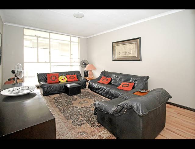 4 BEDROOM APARTMENT FOR SALE IN ST ANDREWS